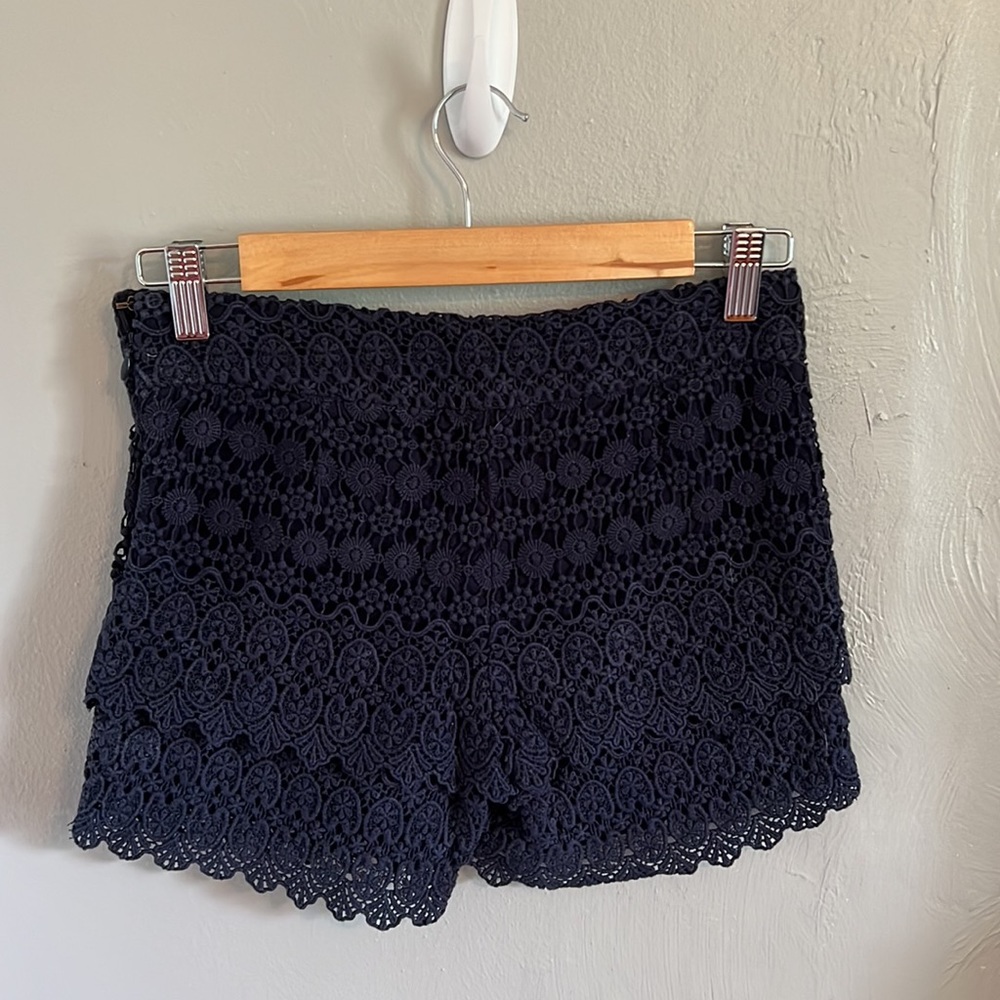 LOFT navy blue riviera short - Picture 2 of 7